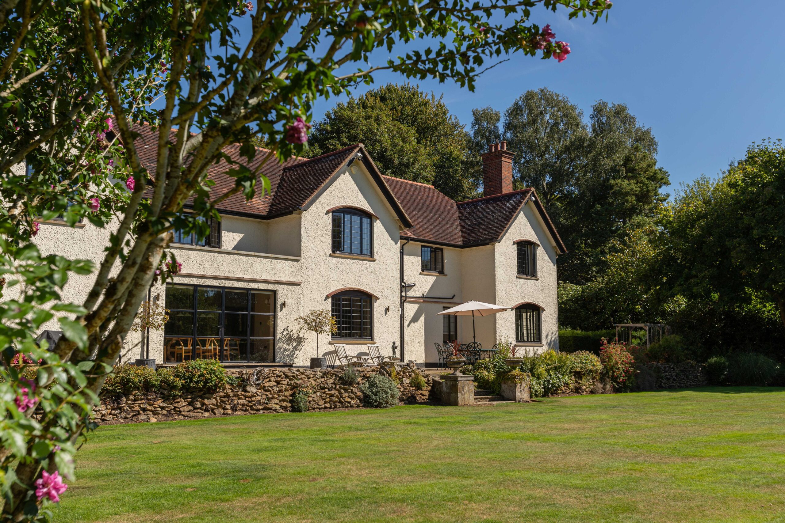 YES Steel Look traditional window and doors, crittall replacement