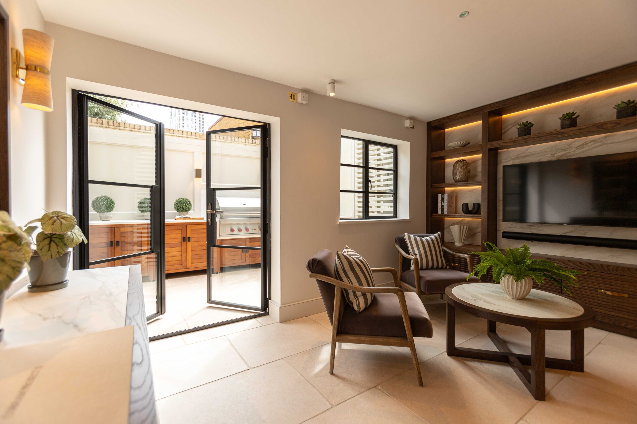 Humphrey Munson Kitchens, yes steel look external doors